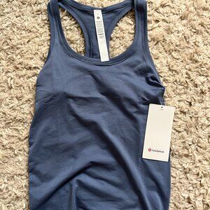 Lululemon Swiftly Tech Racerback Tank 2.0 Size 4 NWT Oasis Blue Hip Length